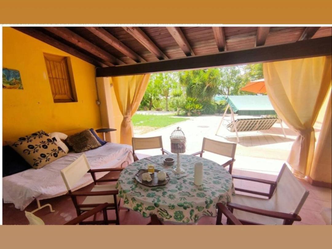 Donna Caterina House, Holiday Villa Pietraperzia Extérieur photo